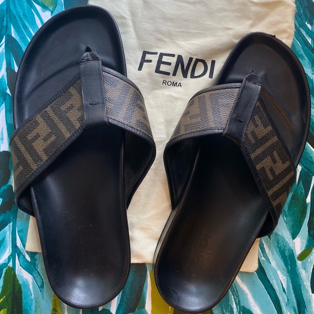 Men’s Fendi Flip Flops size 10